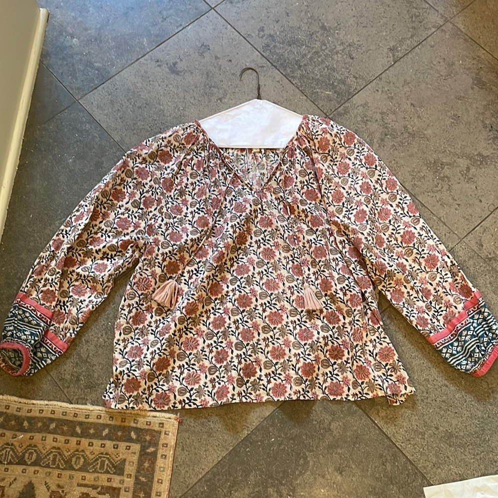 Cleobella top in excellent condition. Size M